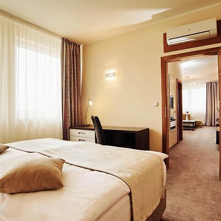 Privilege - Empire Hotels Group Košice Extérieur photo