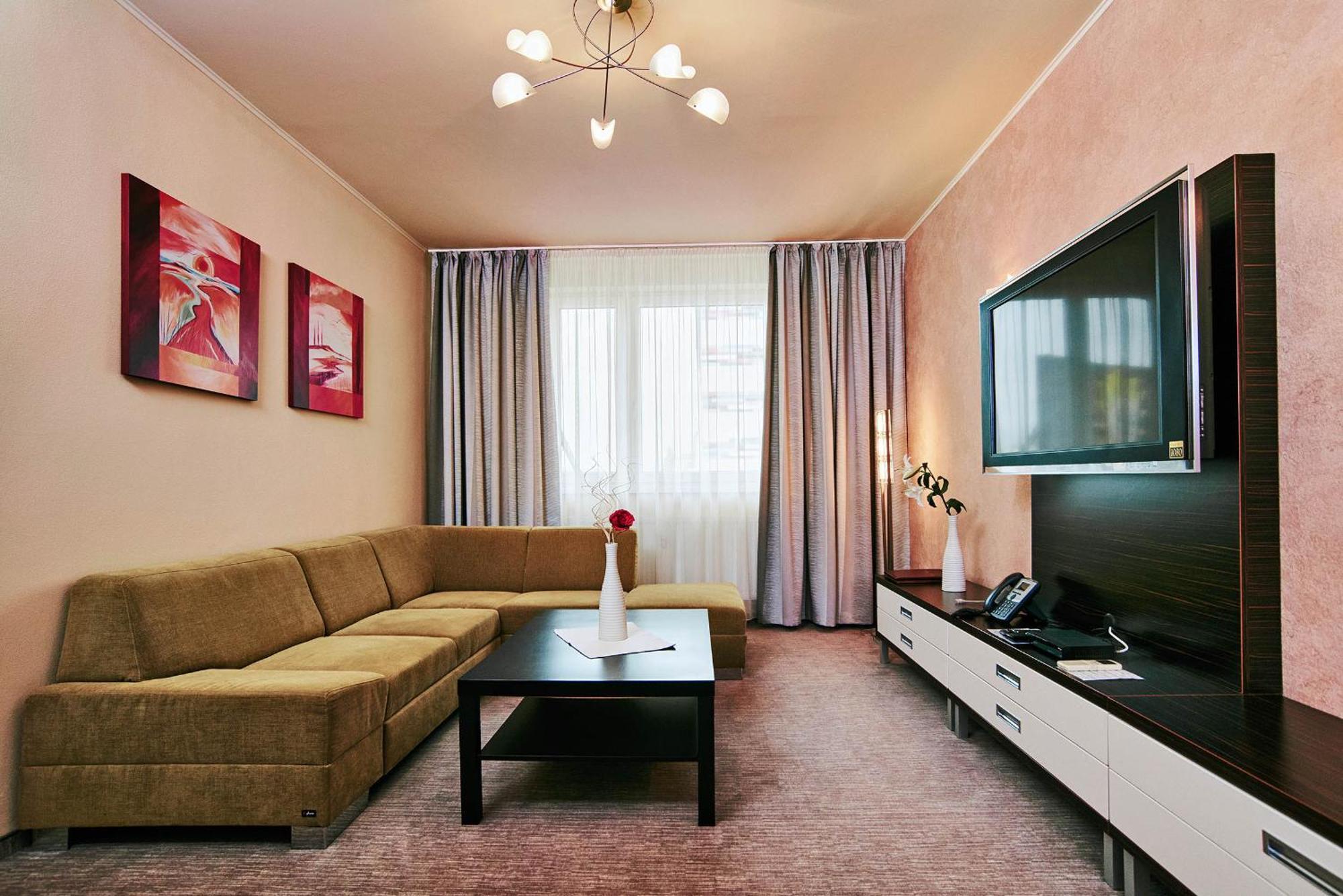 Privilege - Empire Hotels Group Košice Extérieur photo