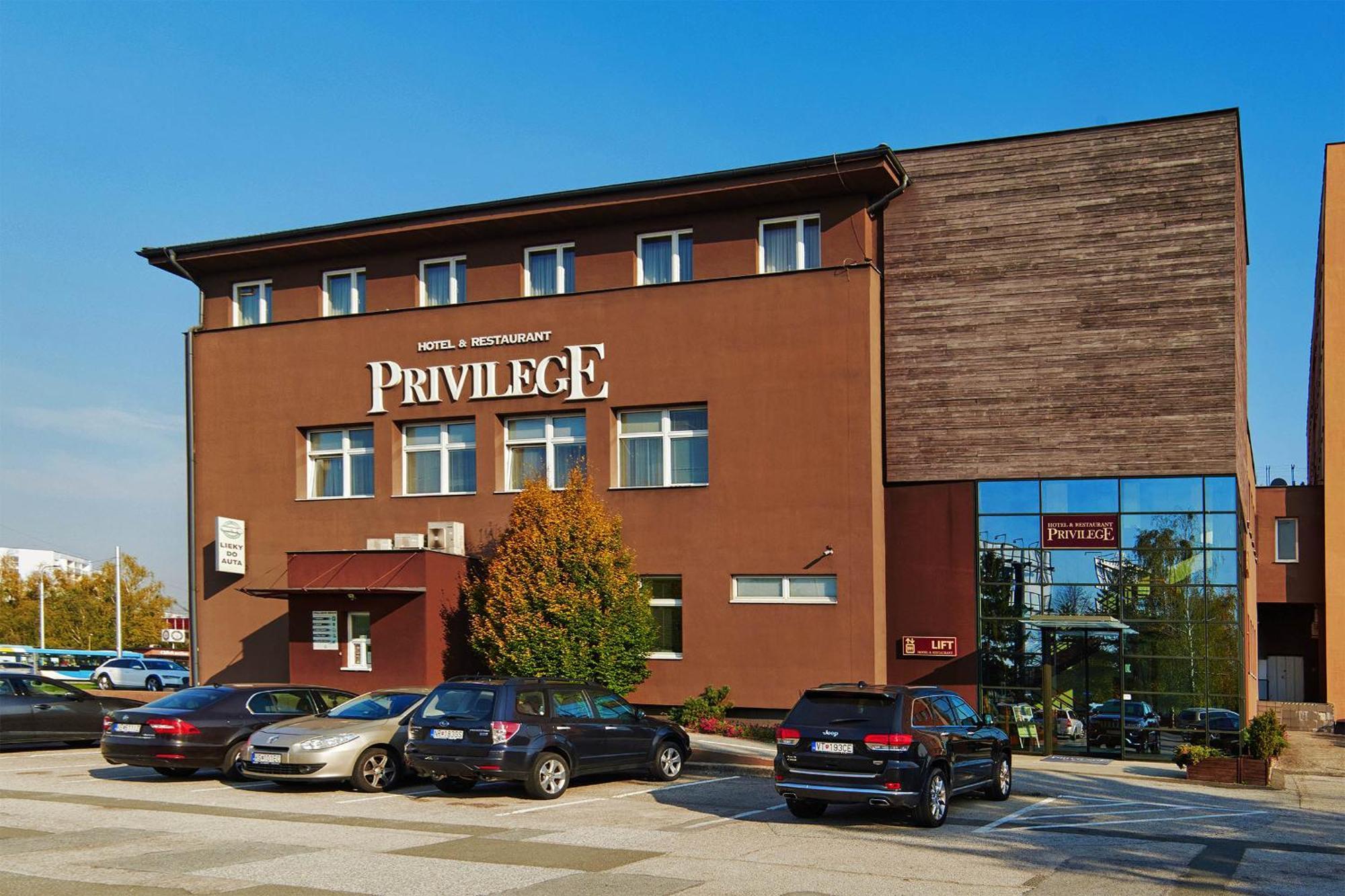 Privilege - Empire Hotels Group Košice Extérieur photo